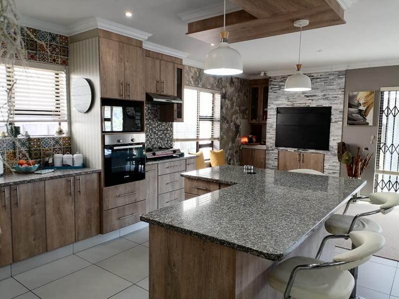 3 Bedroom Property for Sale in Seemeeu Park Western Cape